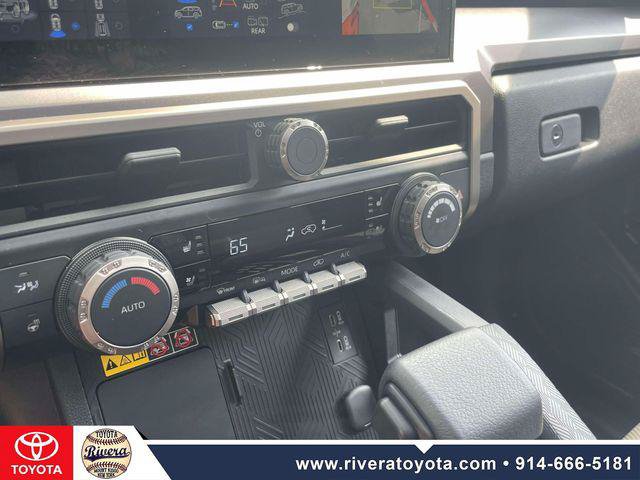 Certified 2025 Toyota 4Runner TRD Off-Road Premium w/ Tow Technology Package AWD/4WD image 32