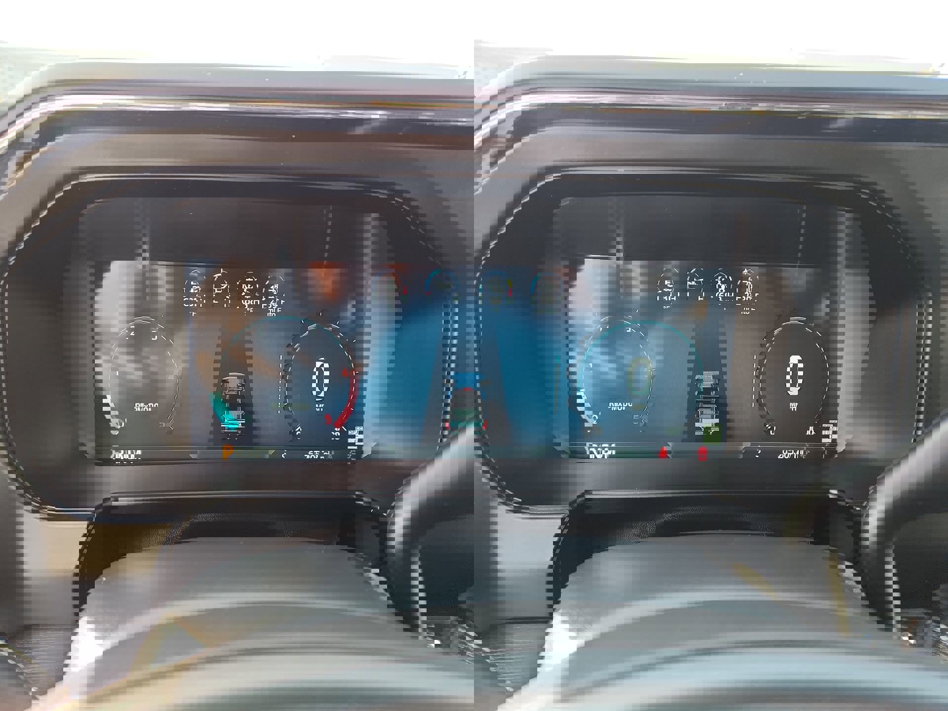 Used 2024 Ford F350 Lariat w/ Lariat Ultimate Package image 10