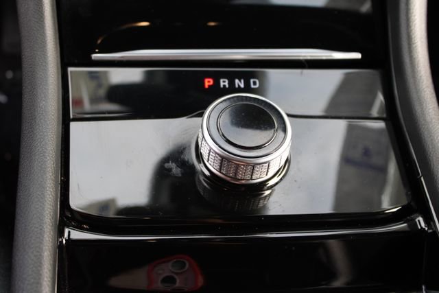 Used 2021 Jeep Grand Cherokee L Laredo image 15