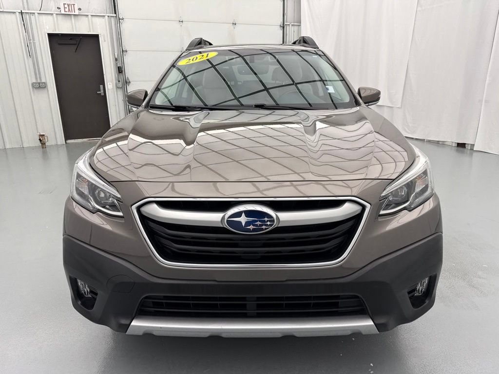 Used 2021 Subaru Outback Limited XT w/ Popular Package #2 AWD/4WD image 2