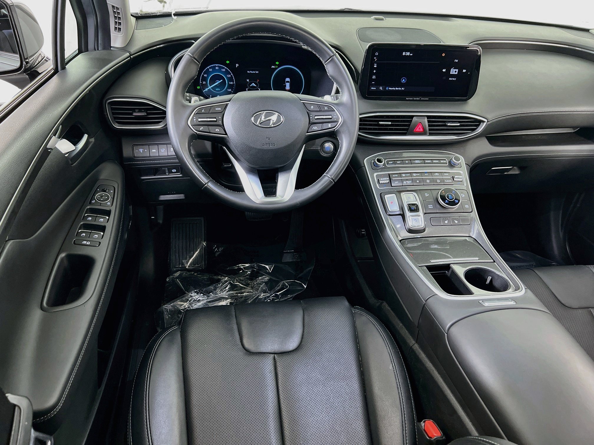 Used 2023 Hyundai Santa Fe SEL Premium w/ Cargo Package AWD/4WD image 23