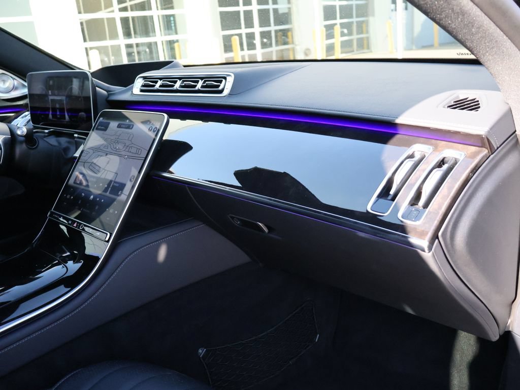 Certified 2022 Mercedes-Benz S 500 4MATIC image 11