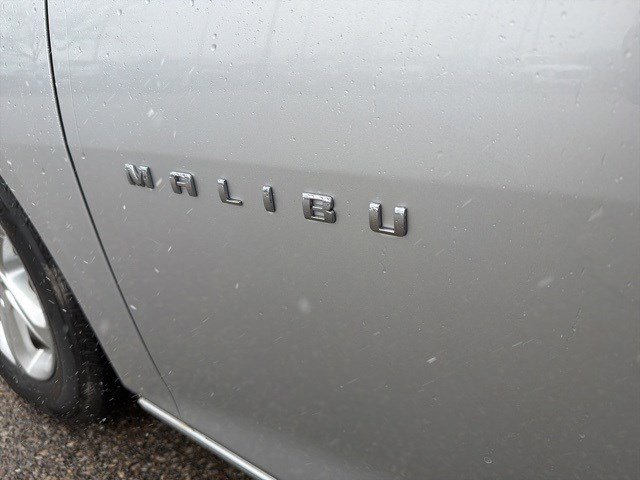 Used 2022 Chevrolet Malibu LS FWD image 11