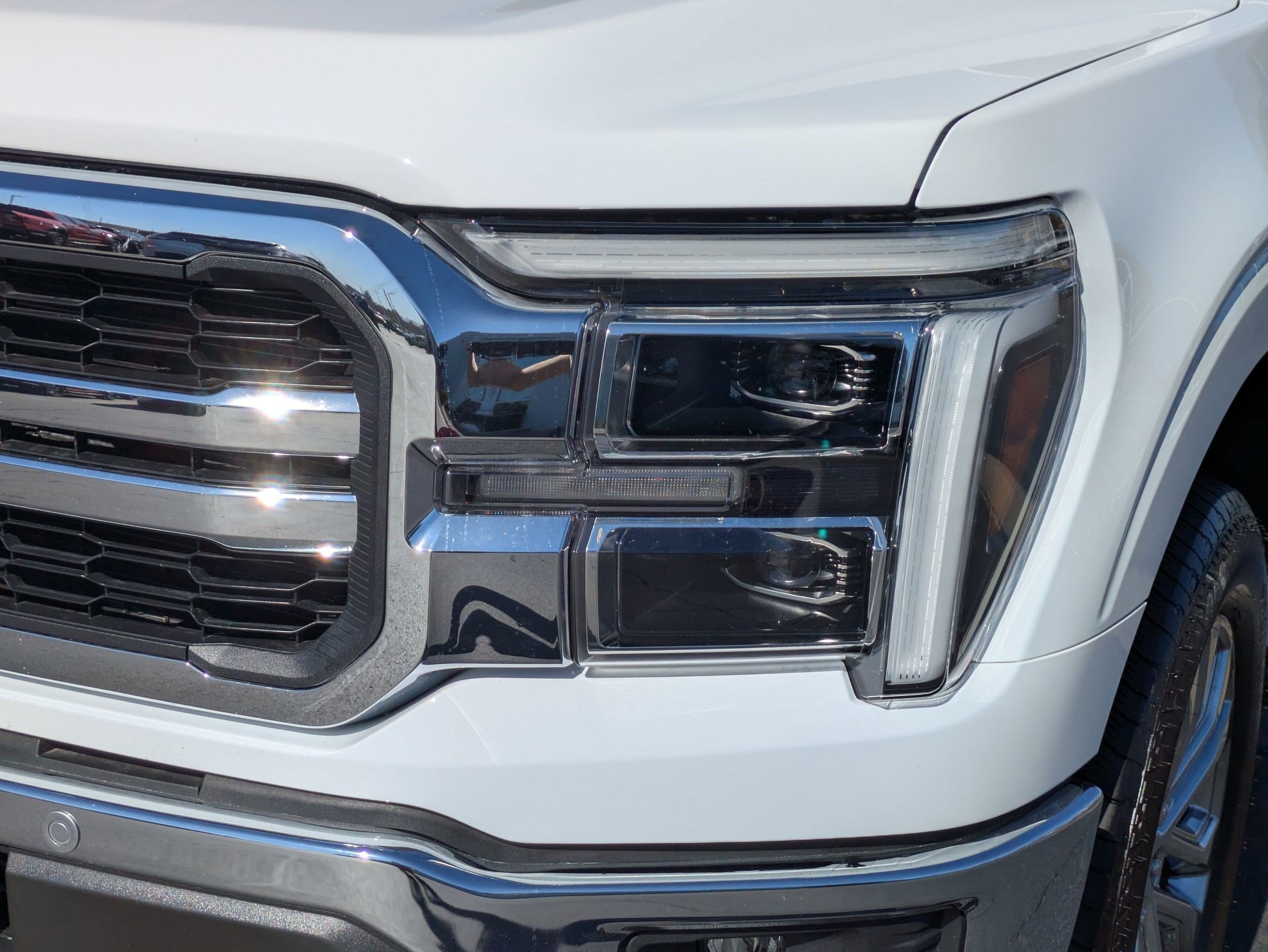 Used 2025 Ford F150 Lariat w/ Equipment Group 501A Mid AWD/4WD image 12