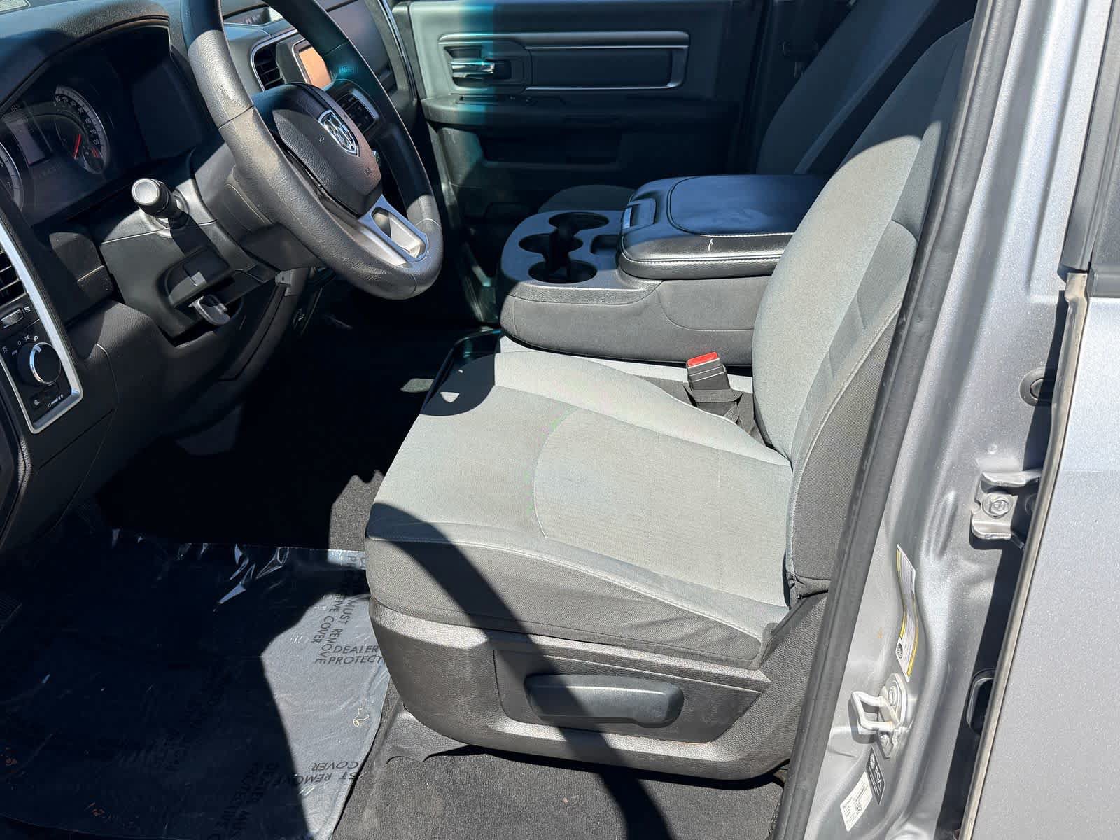 Used 2021 RAM 1500 Classic SLT RWD image 13
