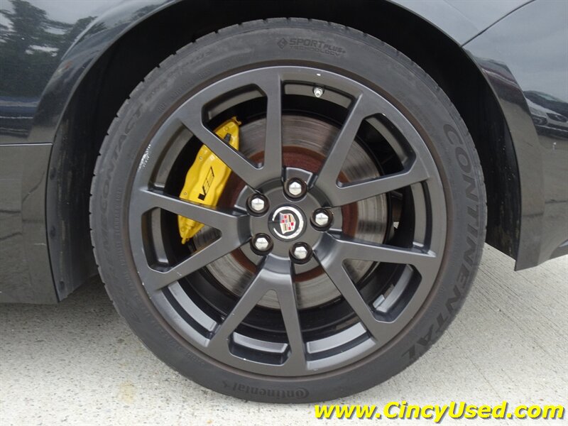 Used 2013 Cadillac CTS V RWD image 34
