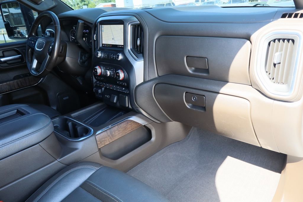 Used 2020 GMC Sierra 3500 Denali w/ Denali Ultimate Package AWD/4WD image 35