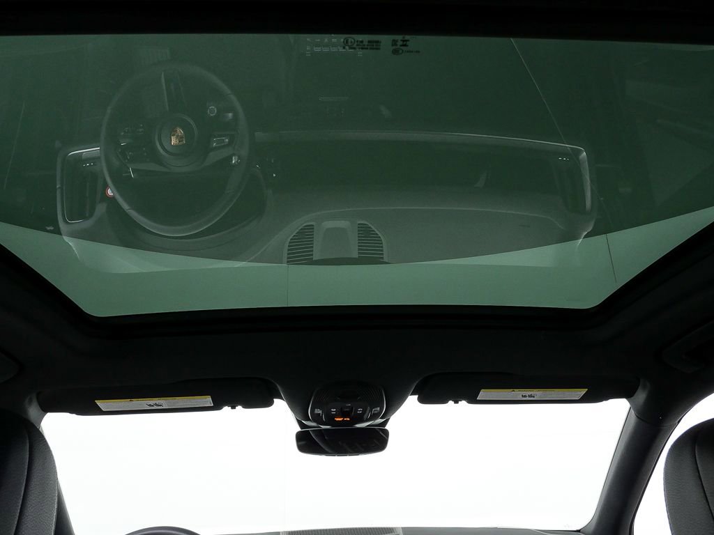 New 2026 Porsche Cayenne image 20