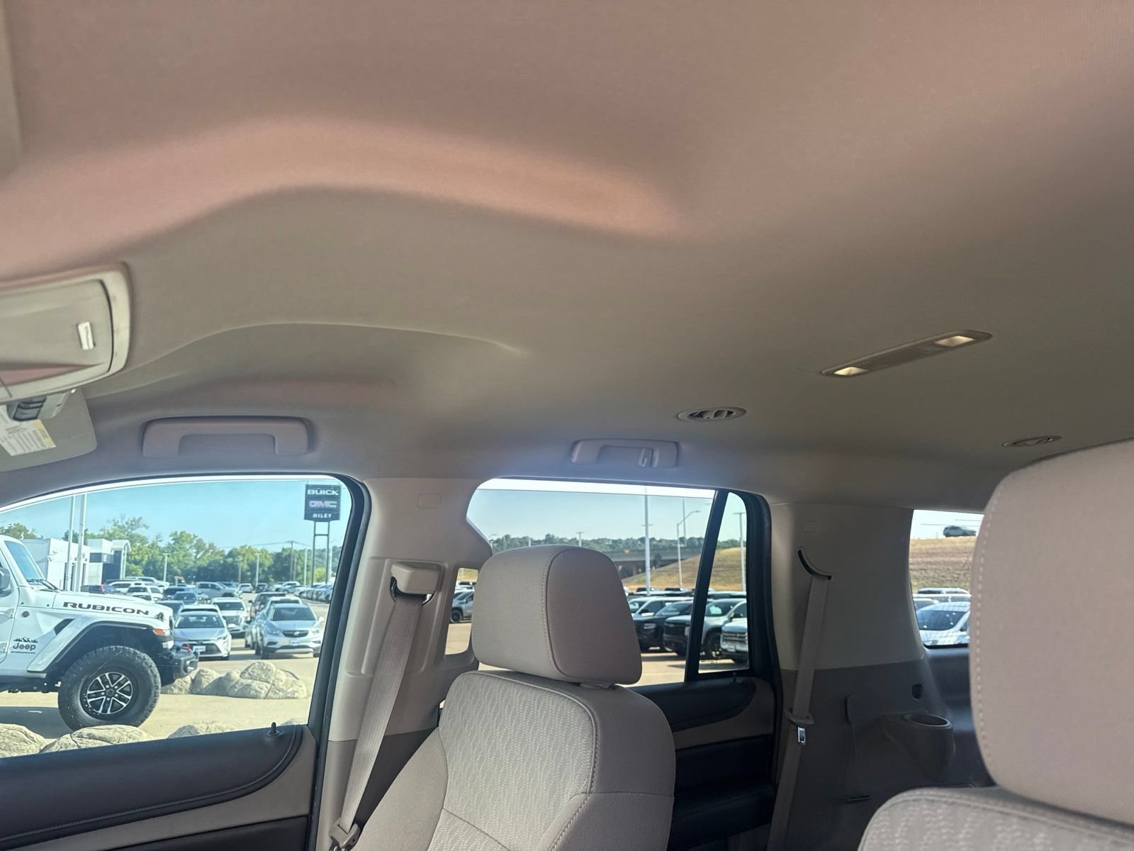 Used 2016 Chevrolet Tahoe LS RWD image 18