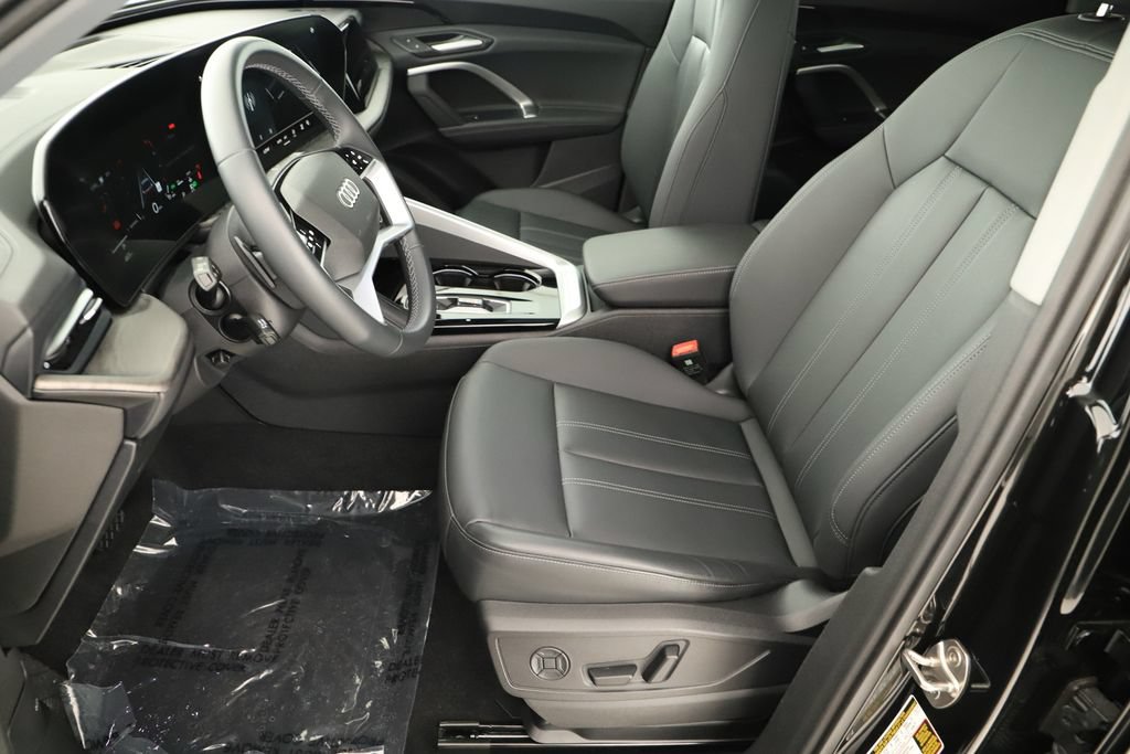 Certified 2025 Audi Q5 Premium AWD/4WD image 24