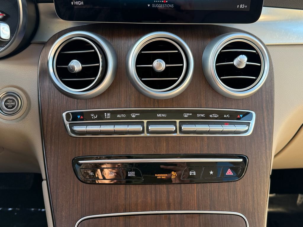 Used 2021 Mercedes-Benz GLC 300 4MATIC w/ Premium Package image 16