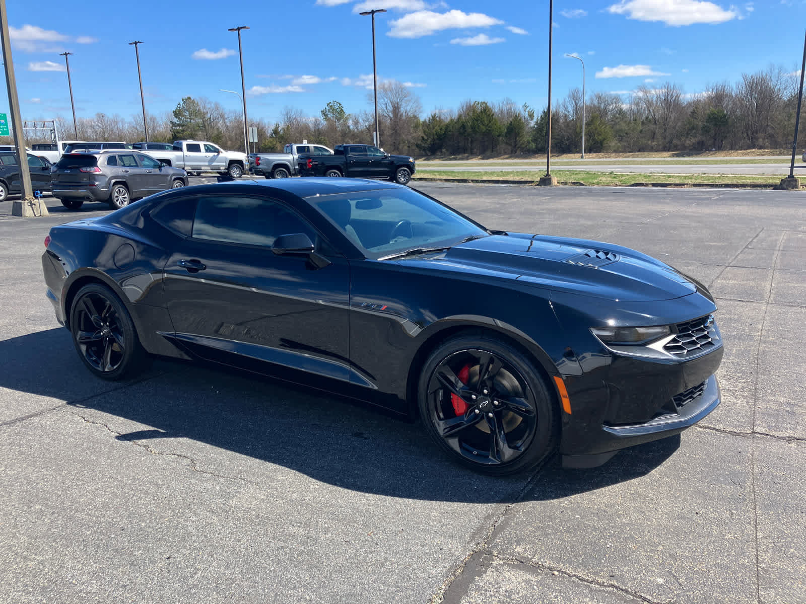 Used 2022 Chevrolet Camaro LT w/ Technology Package image 2