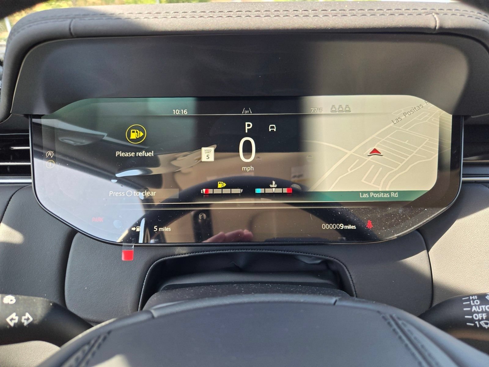 New 2026 Land Rover Range Rover SE AWD/4WD image 15