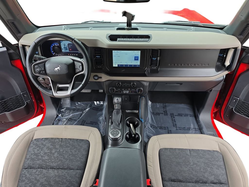 Used 2022 Ford Bronco Wildtrak image 9