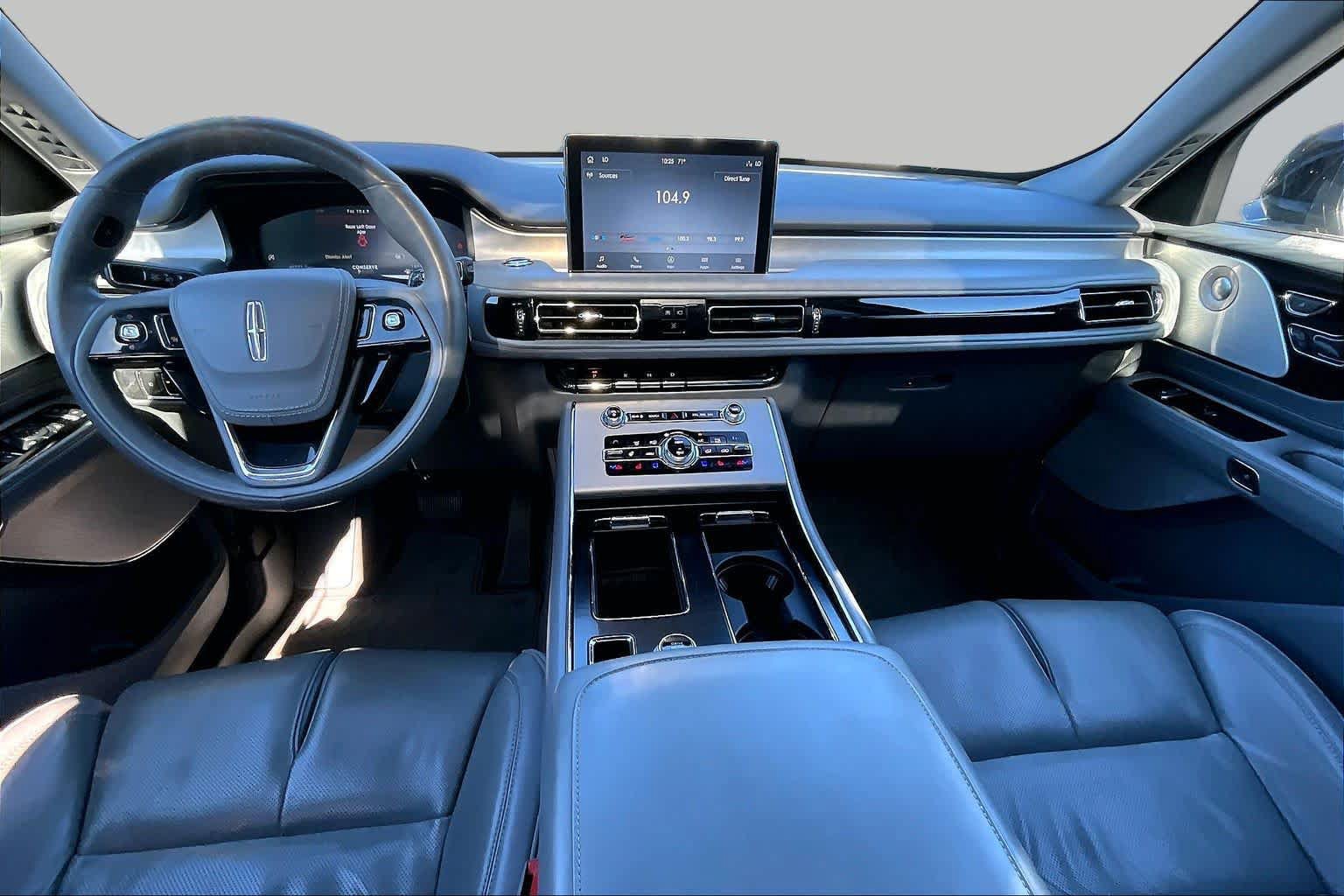 Used 2020 Lincoln Aviator Reserve w/ Equipment Group 201A AWD/4WD image 16