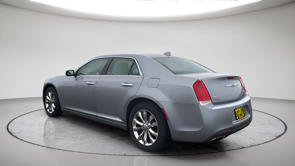 Used 2017 Chrysler 300 C AWD/4WD image 5