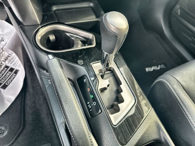 Used 2018 Toyota RAV4 Limited image 27