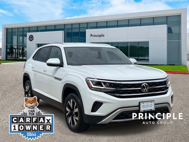Certified 2023 Volkswagen Atlas Cross Sport SE FWD image 3