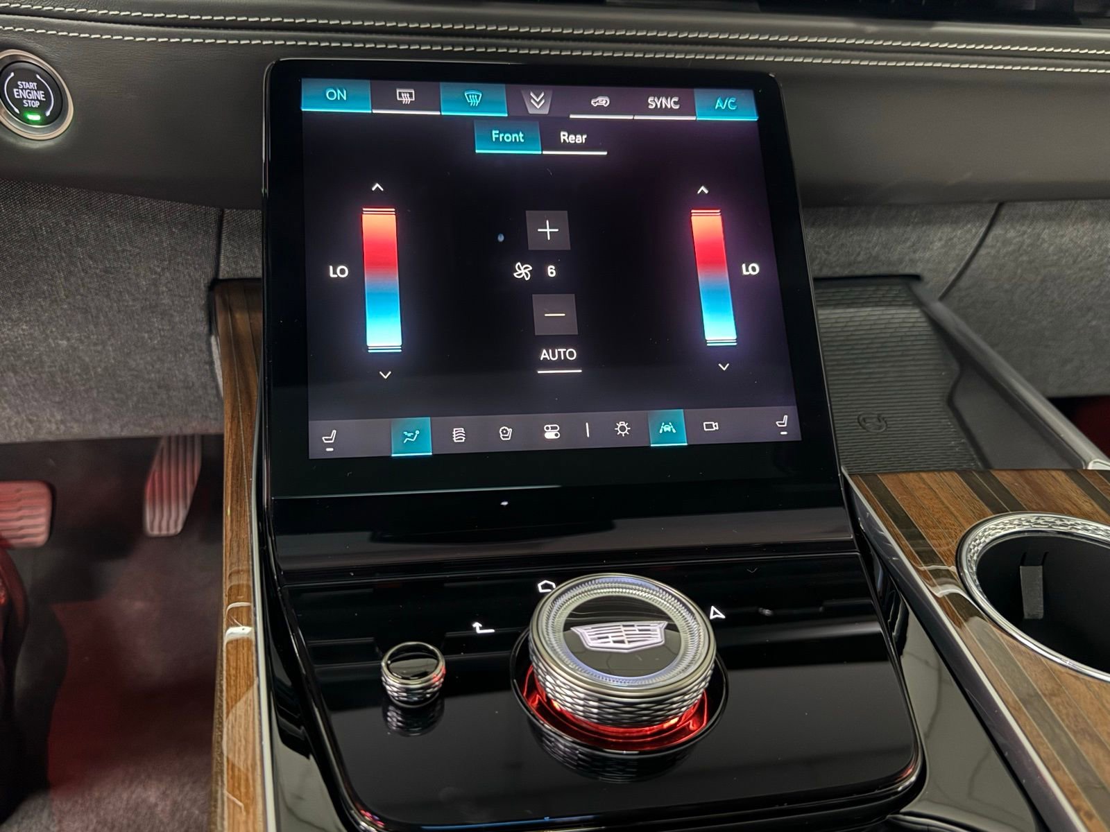 Used 2025 Cadillac Escalade Sport Platinum image 29