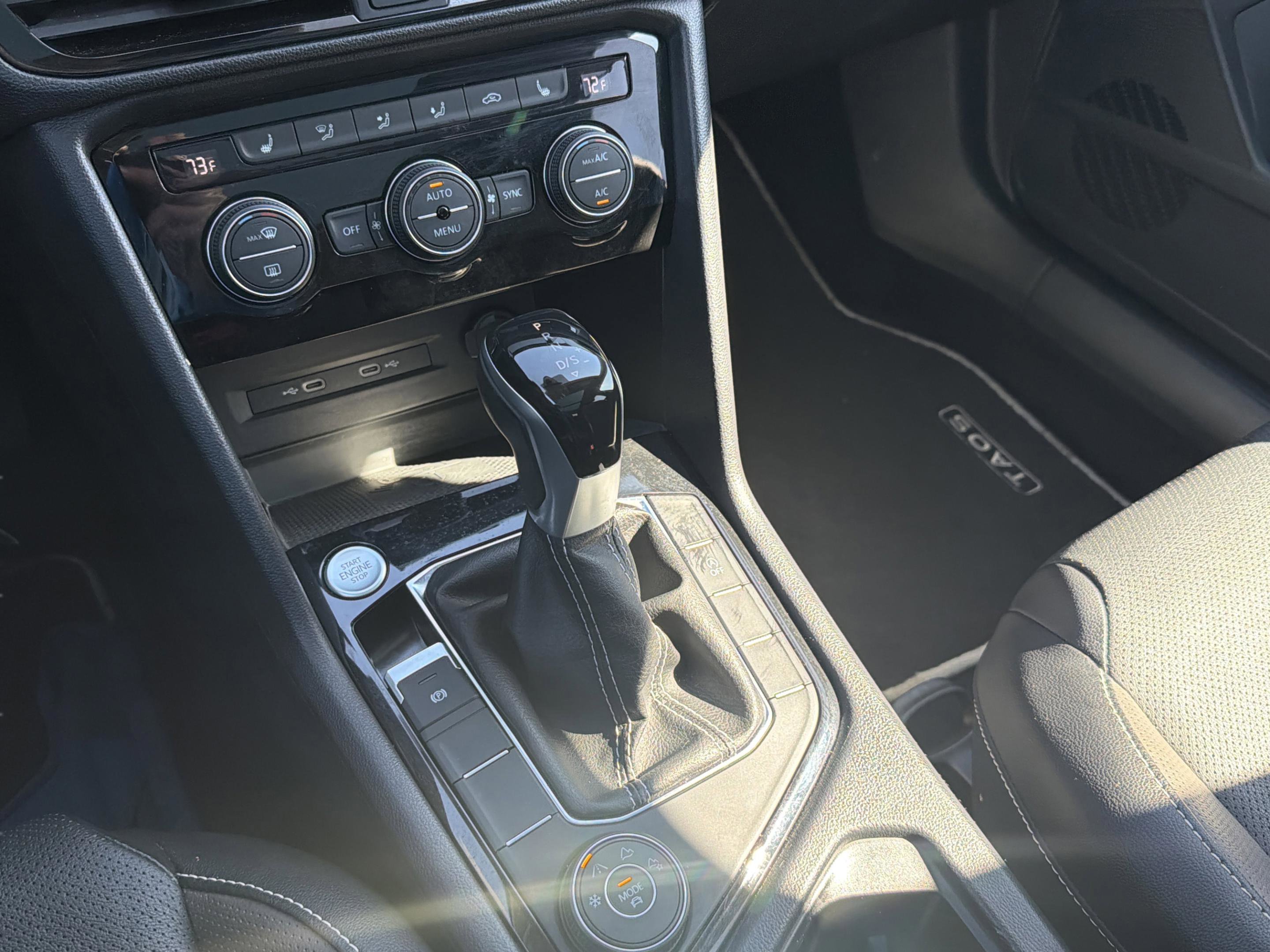 Used 2023 Volkswagen Taos SEL image 18