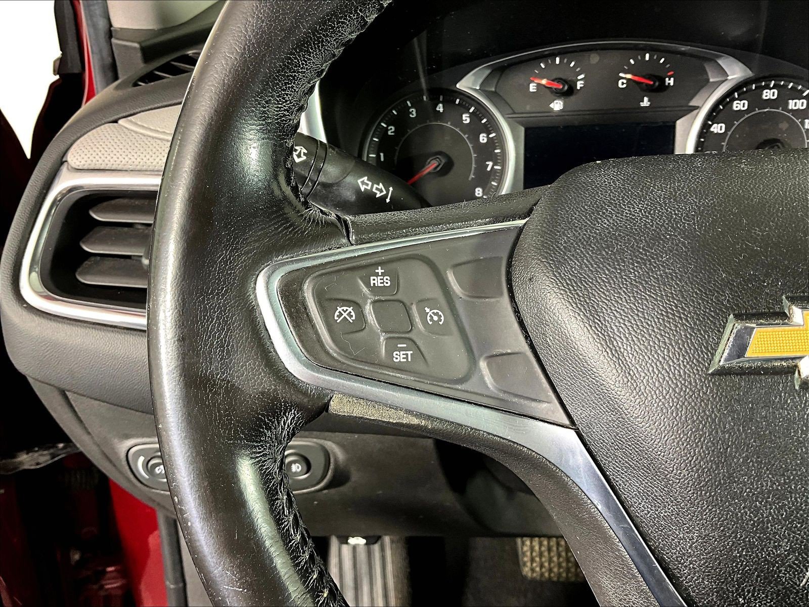 Used 2019 Chevrolet Equinox Premier FWD image 11