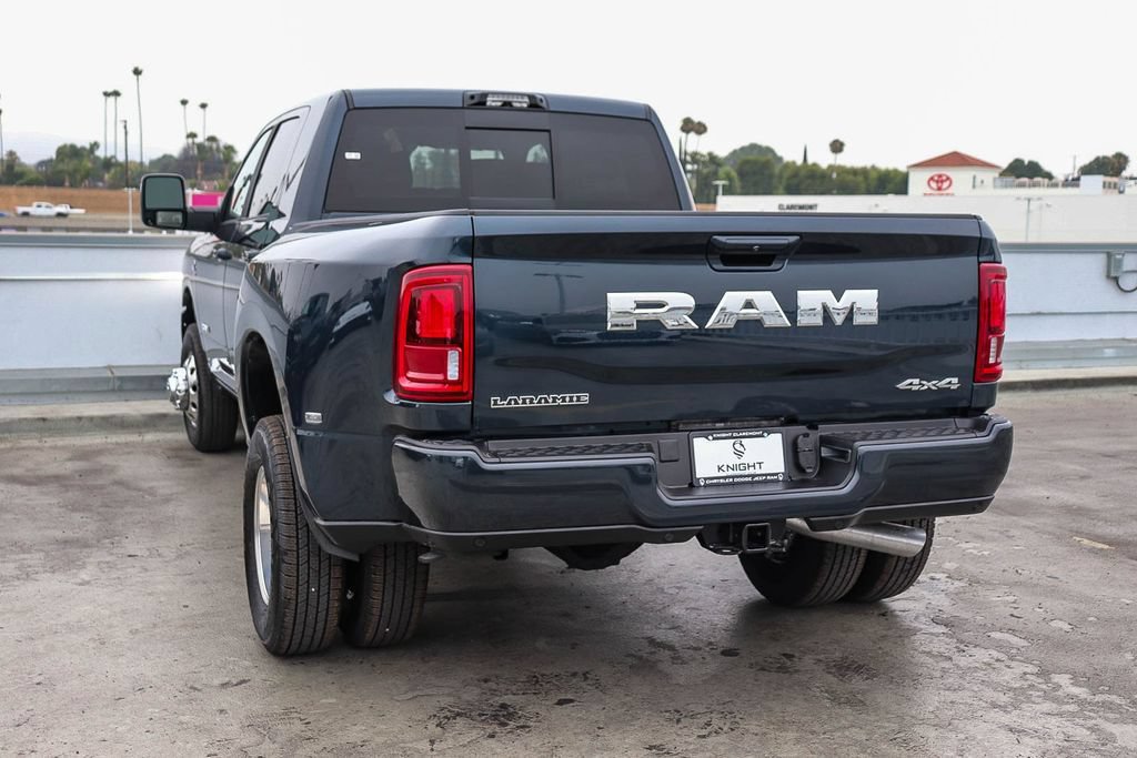 New 2026 RAM 3500 Laramie AWD/4WD image 7