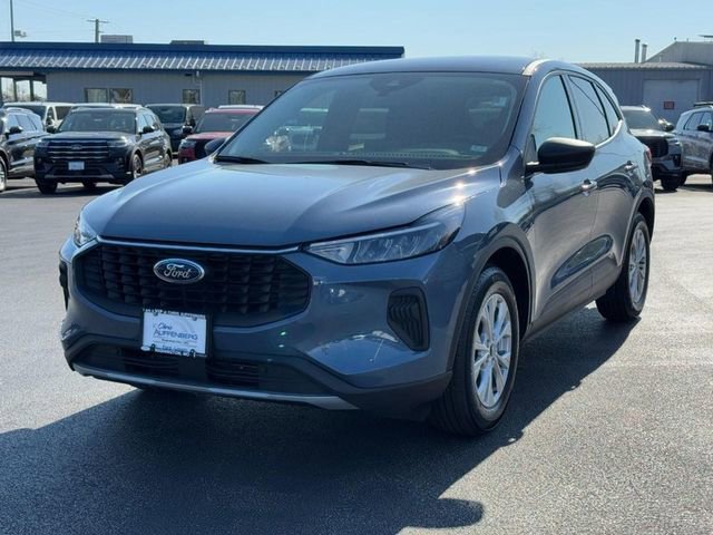Used 2025 Ford Escape Active FWD image 8