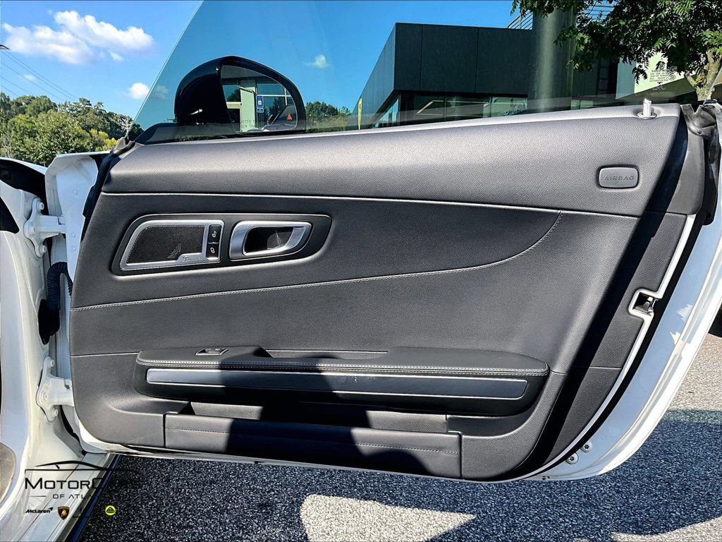 Used 2020 Mercedes-Benz AMG GT Roadster image 21