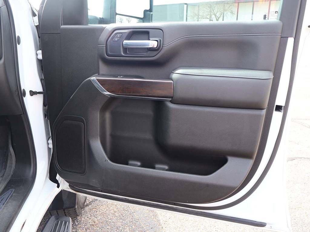 Used 2022 GMC Sierra 2500 SLT w/ SLT Convenience Package image 19