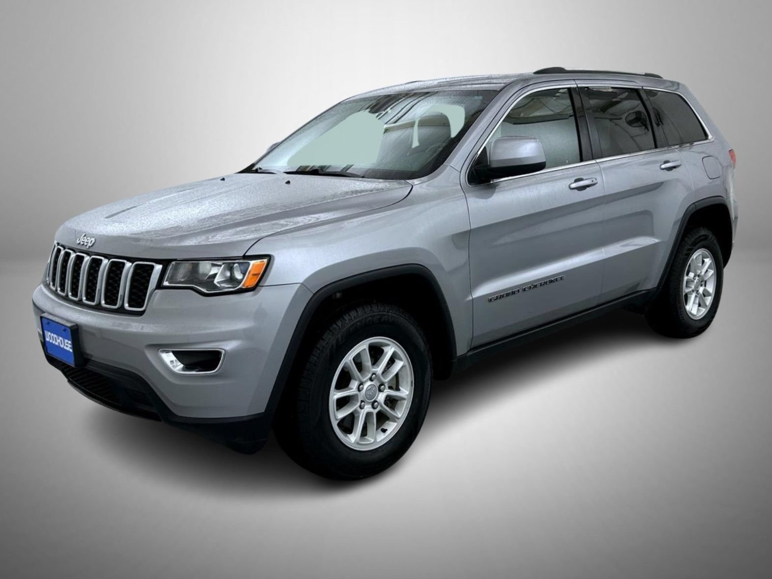 Used 2019 Jeep Grand Cherokee Laredo AWD/4WD image 1