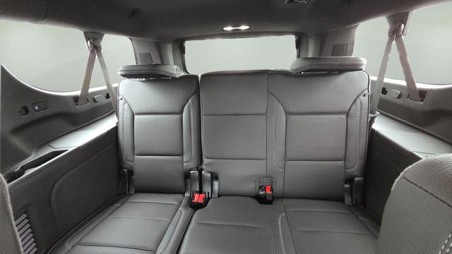 Used 2023 GMC Yukon XL Denali w/ LPO, Floor Liner Package RWD image 14