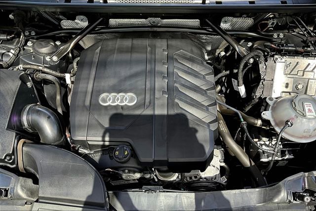 Certified 2023 Audi Q5 2.0T Premium w/ Convenience Package AWD/4WD image 31