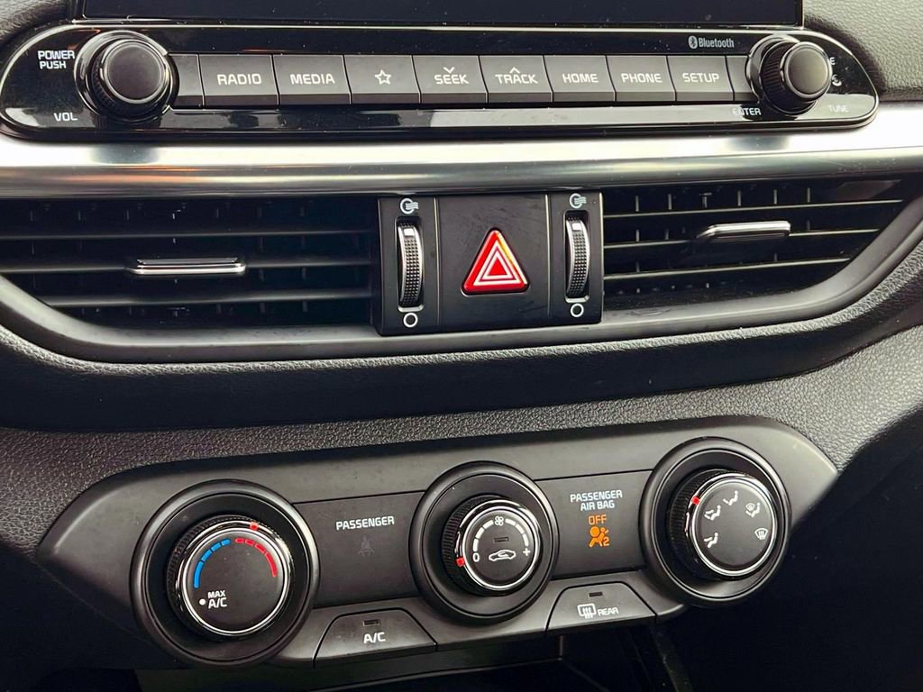 Used 2021 Kia Forte GT-Line image 31