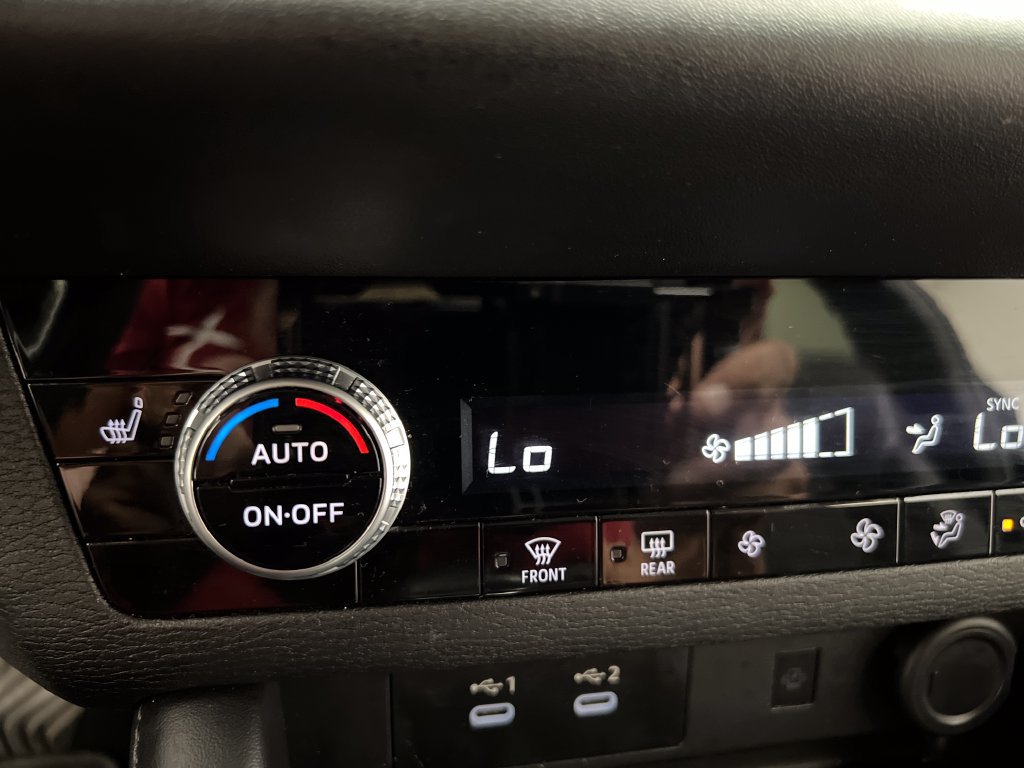 Used 2025 Mitsubishi Outlander SE AWD/4WD image 61