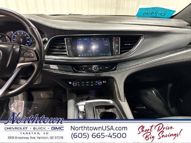 Used 2023 Buick Enclave Premium AWD/4WD image 17