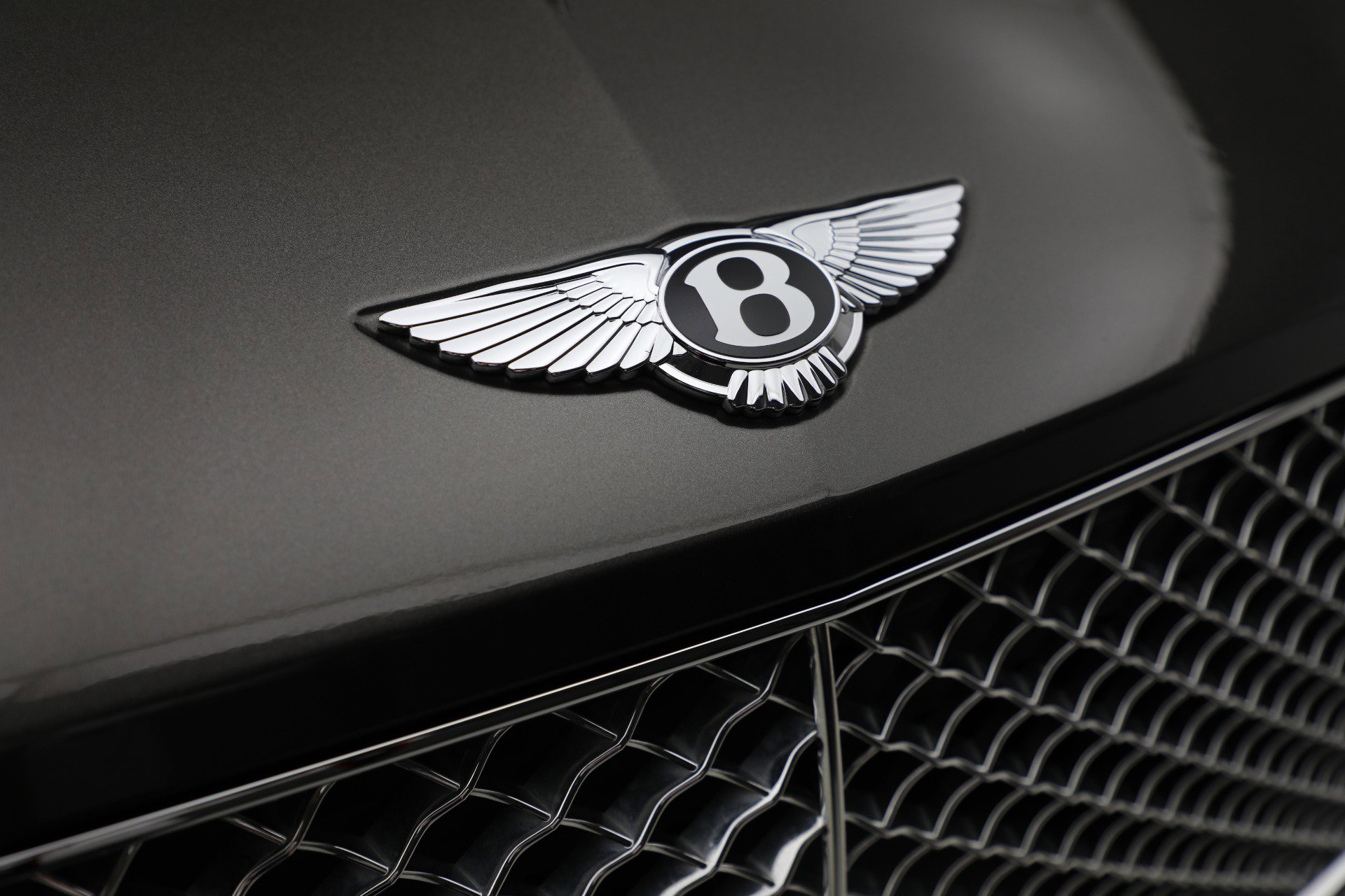 Certified 2021 Bentley Bentayga image 13