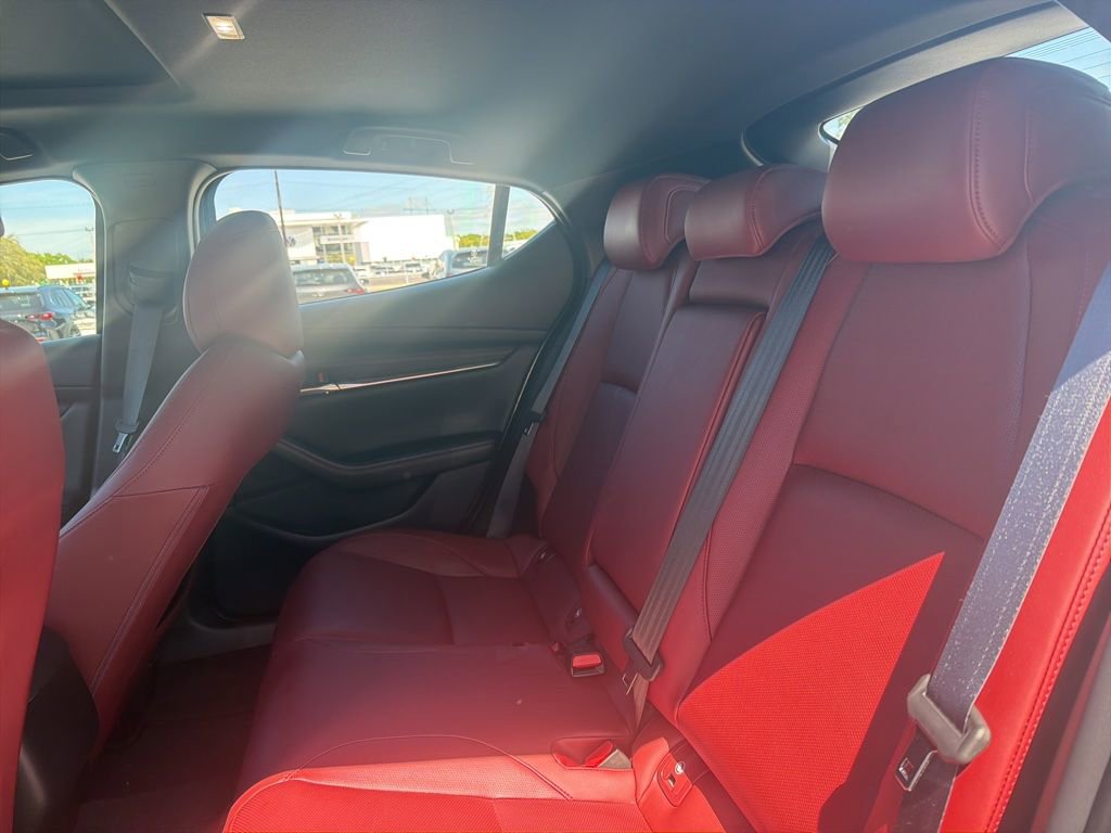 Used 2024 MAZDA MAZDA3 s image 13