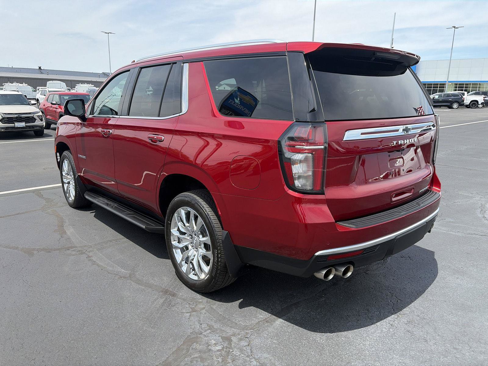 Used 2024 Chevrolet Tahoe Premier AWD/4WD image 8
