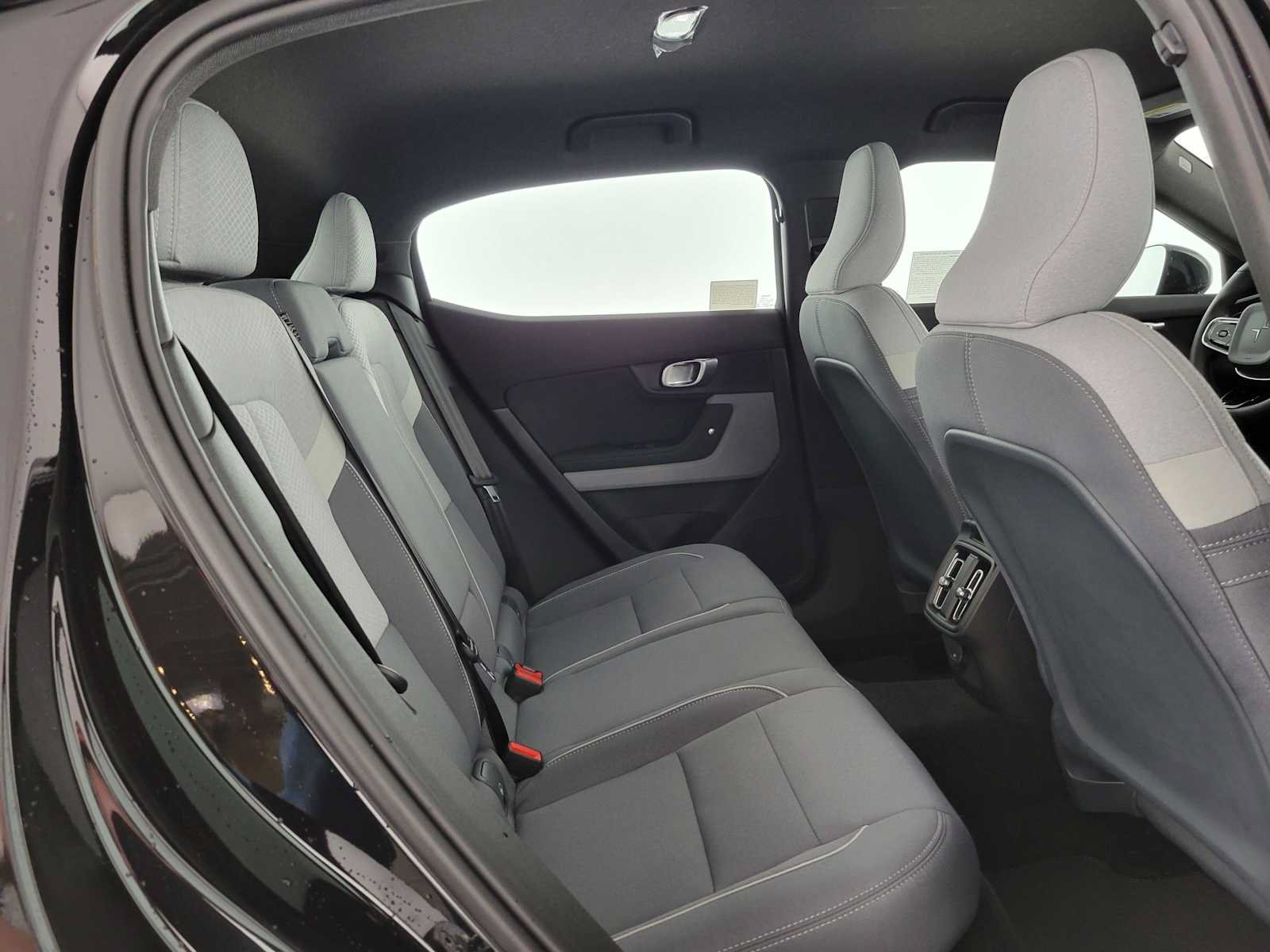 Used 2024 Polestar Polestar 2 RWD image 12