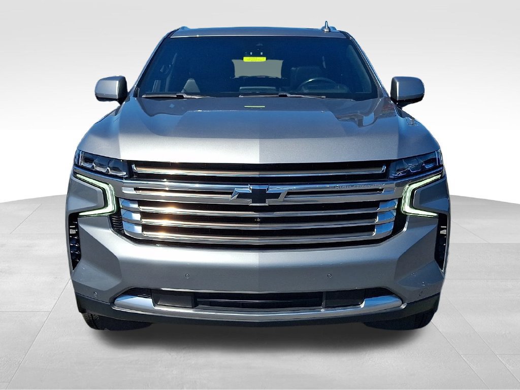 Used 2024 Chevrolet Tahoe High Country w/ Advanced Technology Package AWD/4WD image 2