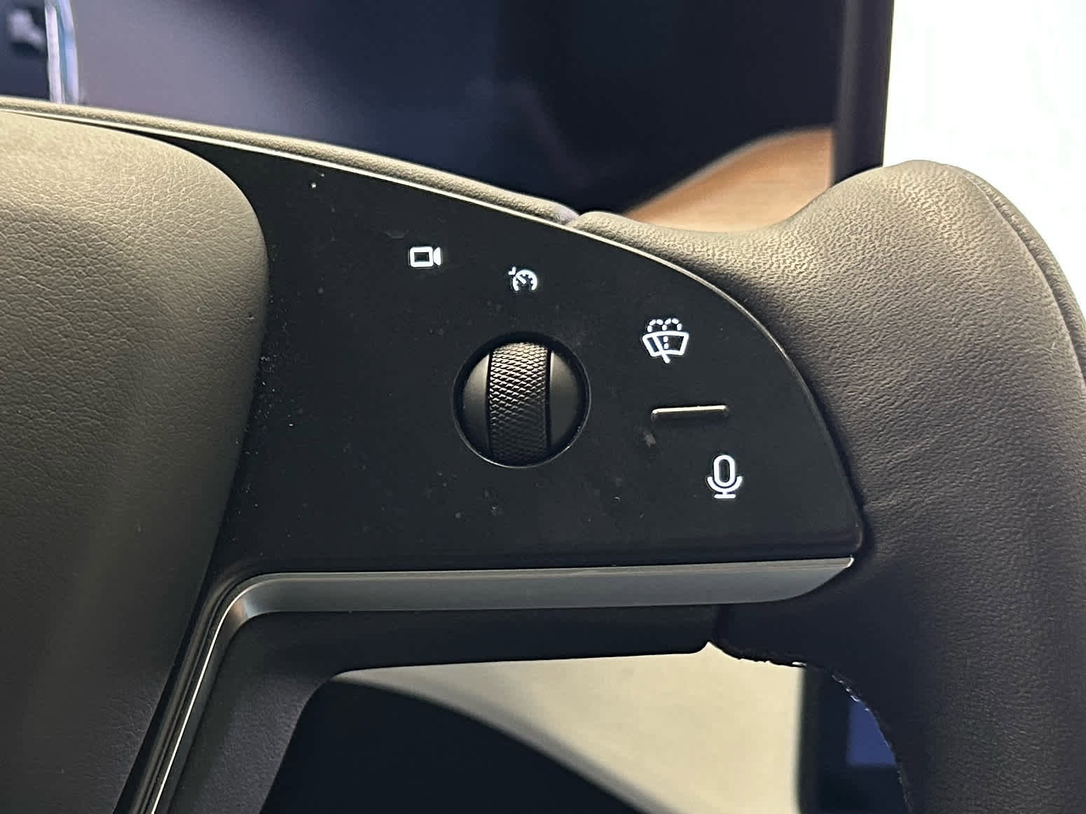 Used 2022 Tesla Model X AWD/4WD image 25