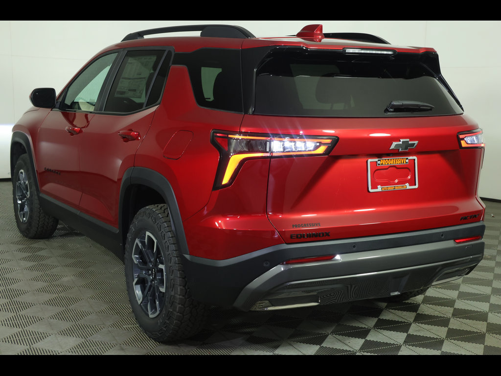 New 2026 Chevrolet Equinox ACTIV FWD image 15