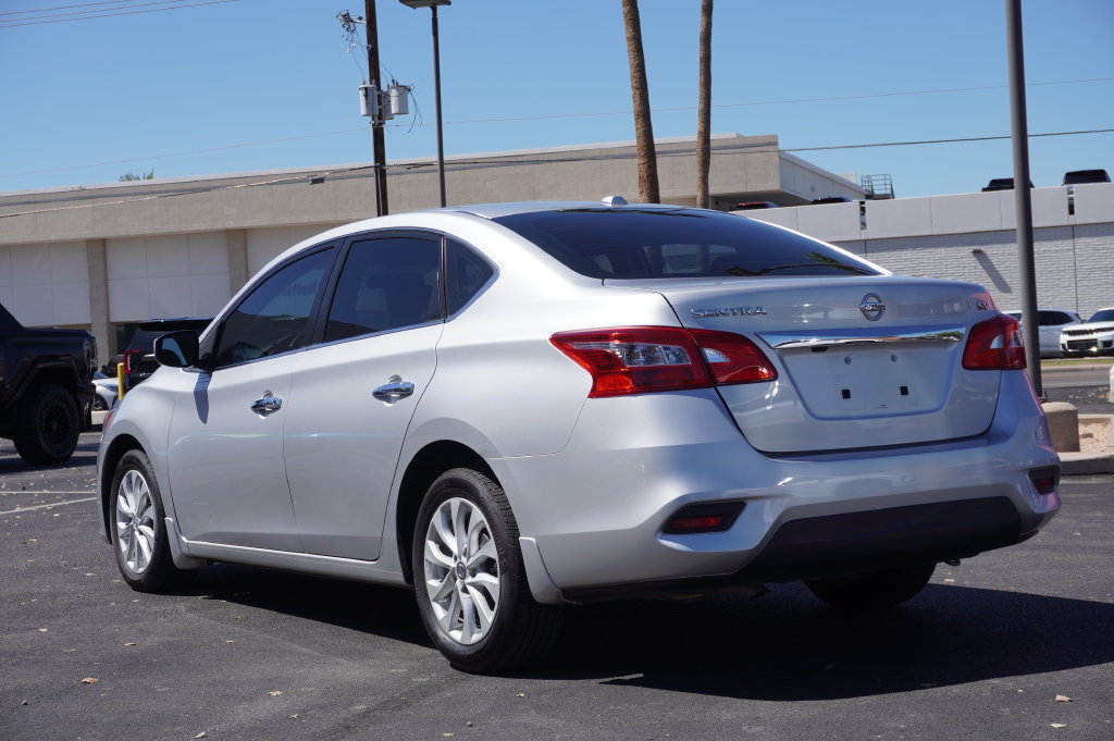 Used 2019 Nissan Sentra SV FWD image 3