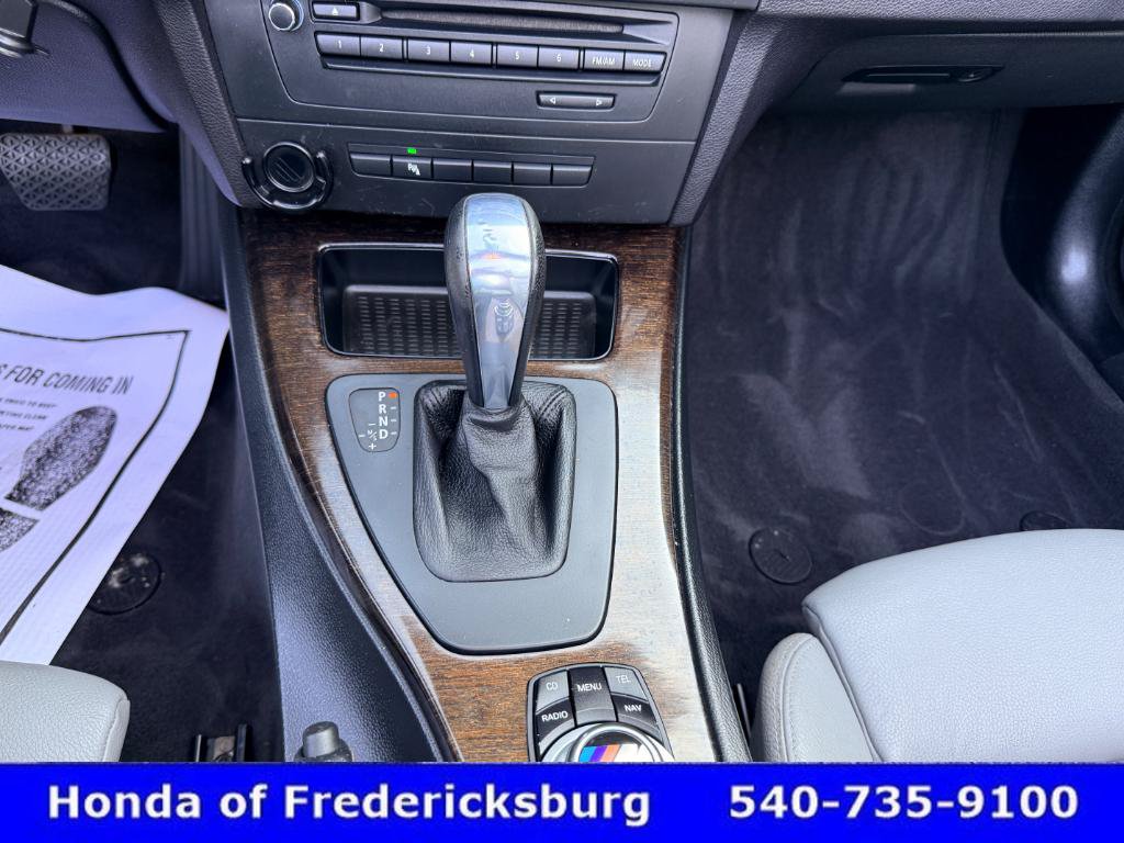 Used 2012 BMW 335i Convertible RWD image 34