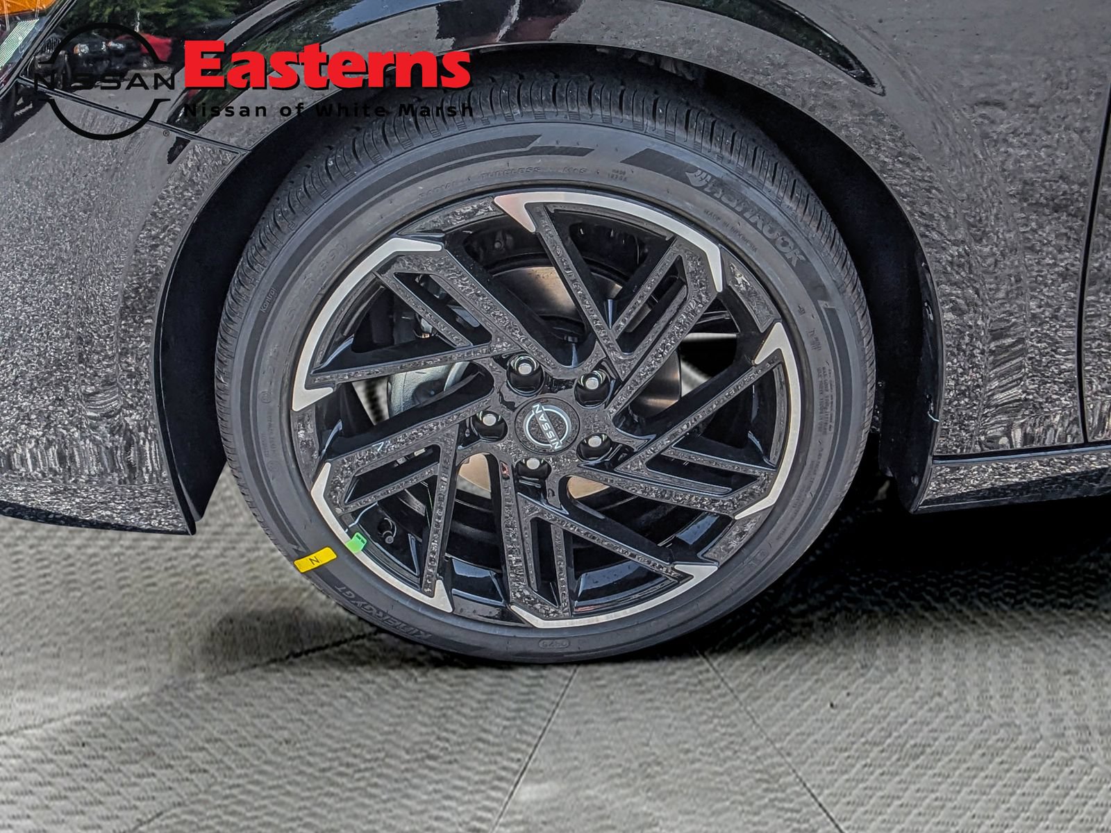 New 2026 Nissan Sentra SR w/ SR Premium Package FWD image 10