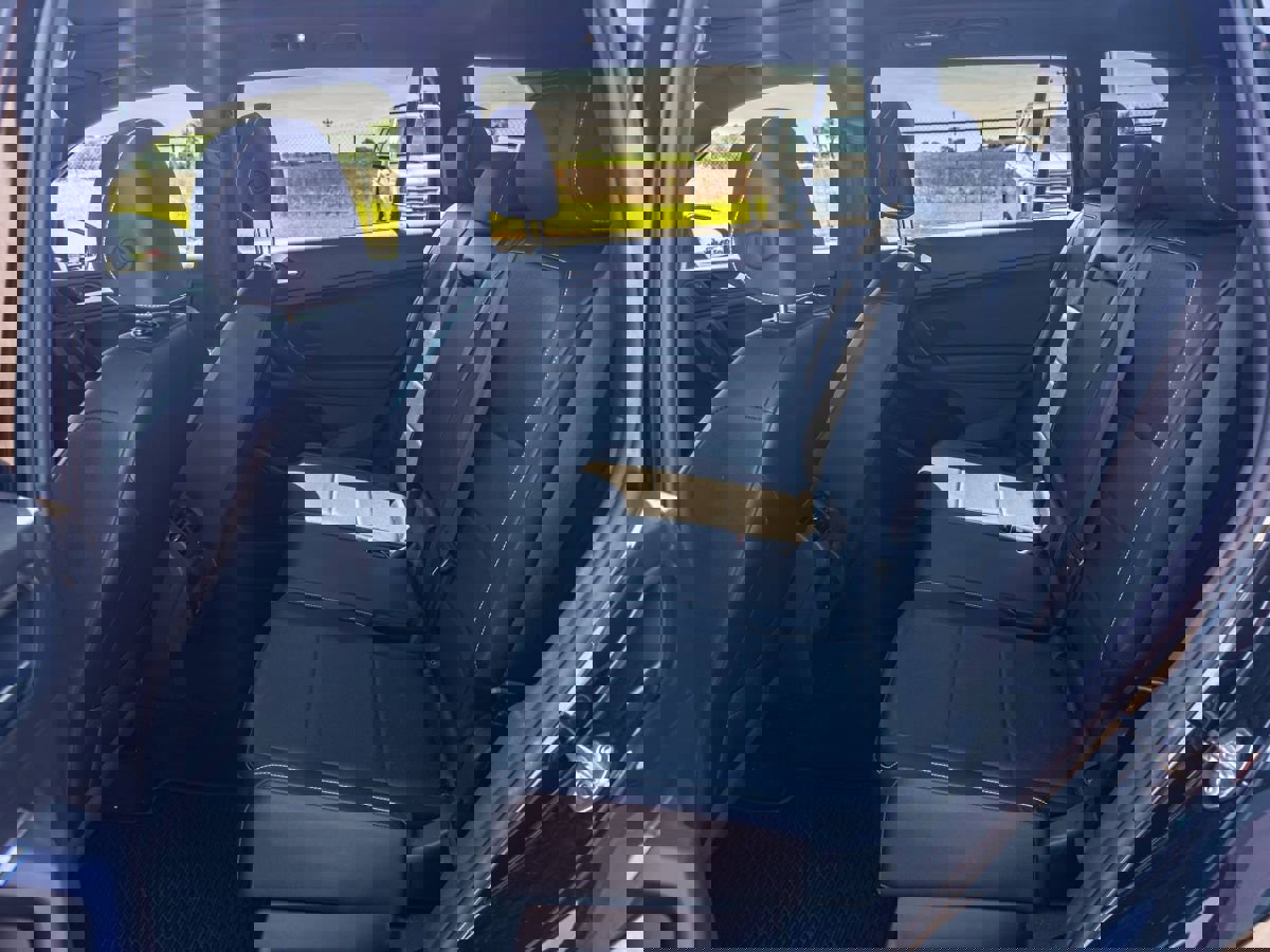 Used 2021 Volkswagen Tiguan SEL AWD/4WD image 6