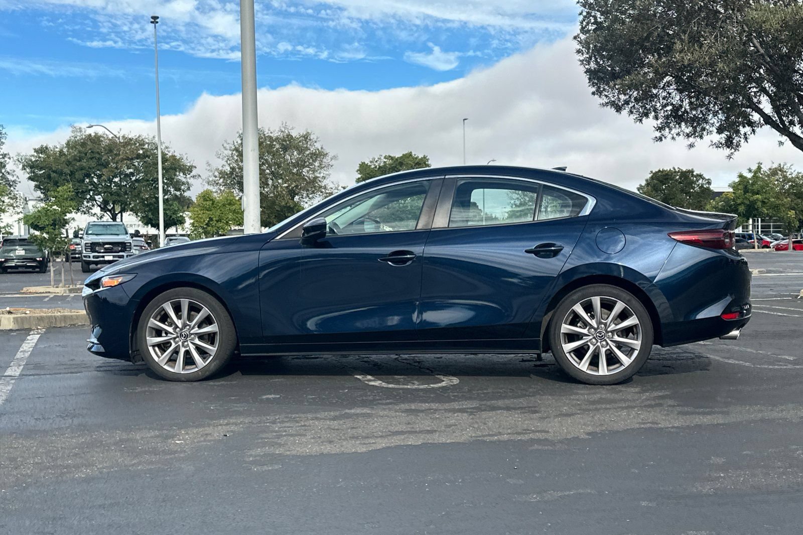 Used 2020 MAZDA MAZDA3 AWD Sedan w/ Preferred Package image 7