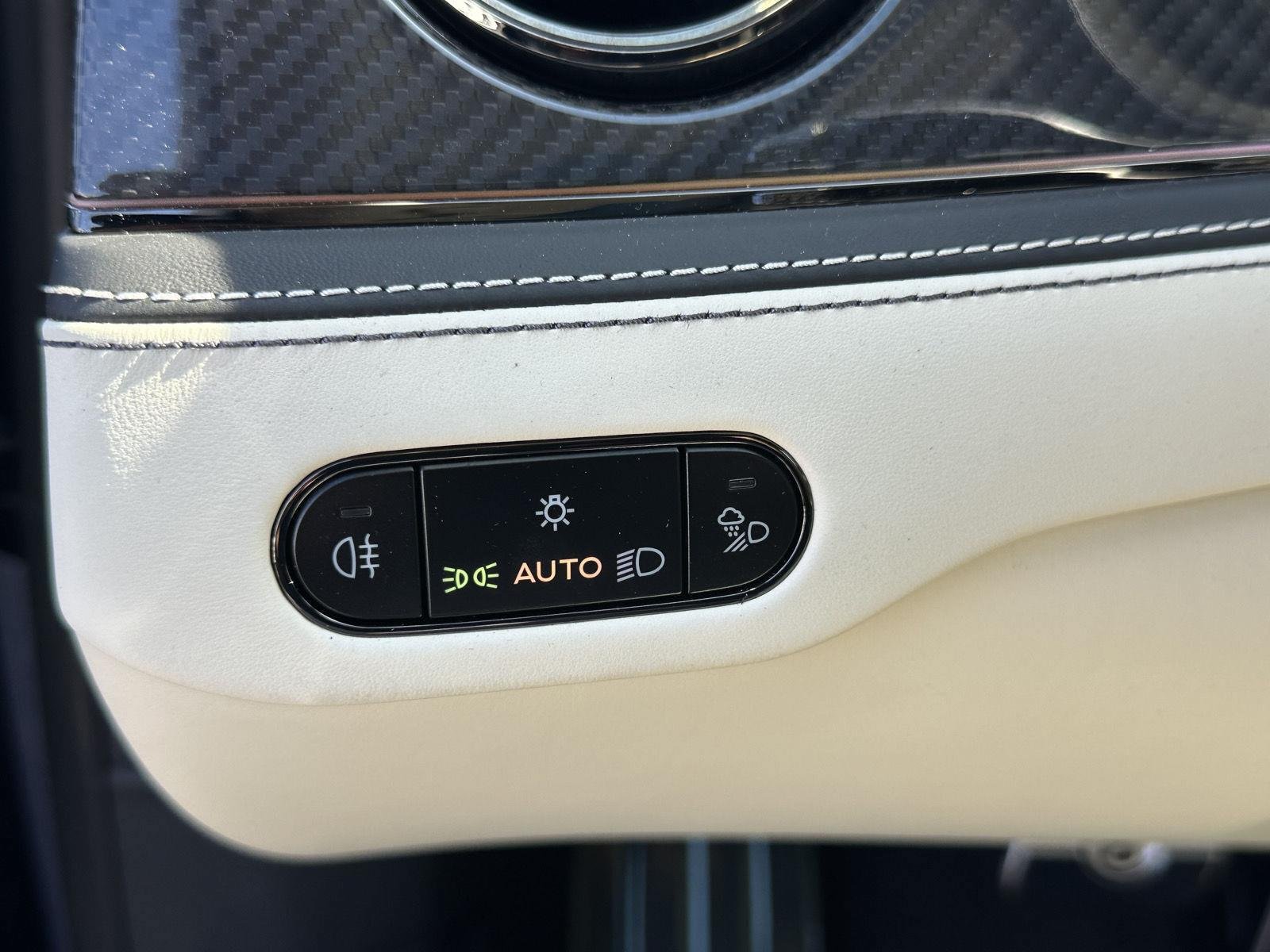 New 2026 Bentley Flying Spur Plug-In Hybrid AWD/4WD image 47