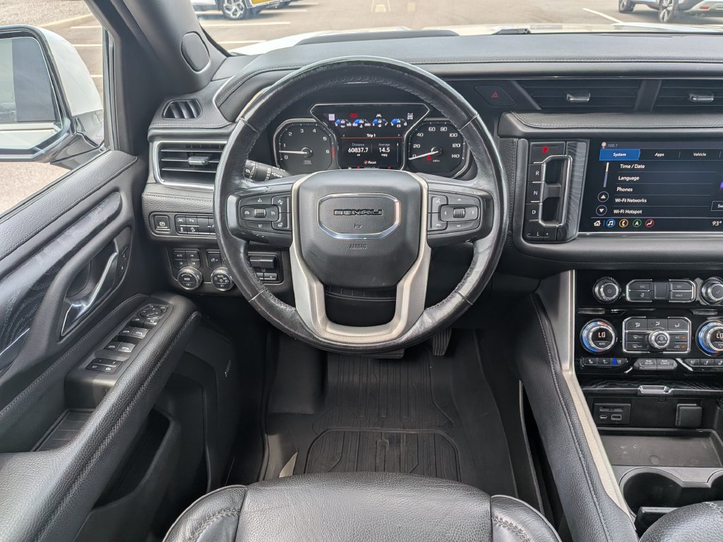 Used 2021 GMC Yukon XL Denali w/ Denali Ultimate Package AWD/4WD image 18