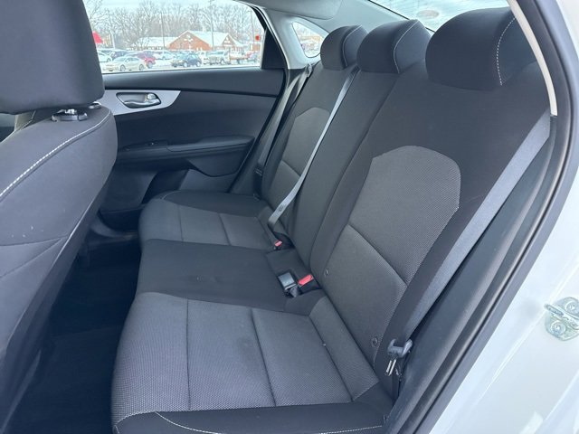 Used 2023 Kia Forte LXS image 31